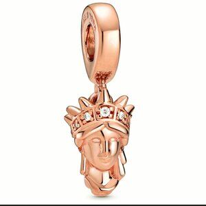 NWT Statue of Liberty CZ European Bracelet Charm Gold Color USA New York